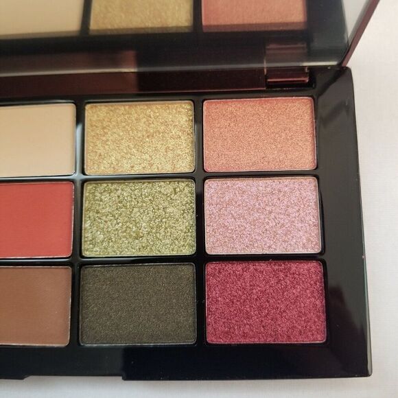 Charmacy Milano - CMC Eyeshadow 12 Color Palette - Picture 7 of 11